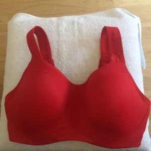 Wacoal Sports Underwire Bra 34DD
